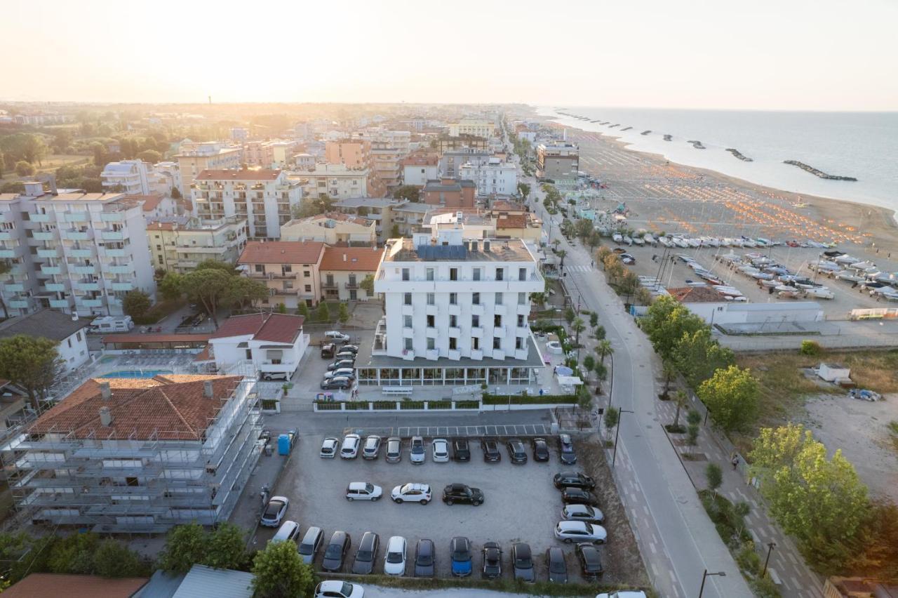 Hotel Albatros ริมินี ภายนอก รูปภาพ